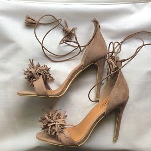 No Doubt Wrap Around Ankle Sandals Size 10 New